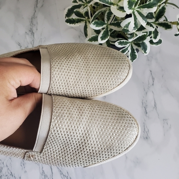 Frye Melanie Diamond Embossed Leather Slip On Loafer Neutral Comfy Boho 6 - Picture 7 of 8